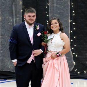 Meet your Posher, Chloe